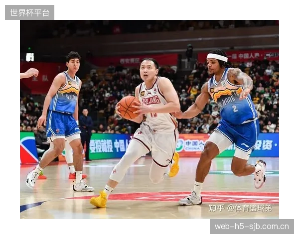 青岛队王奕博顶薪合同表现引质疑,季后赛数据全面下滑。 青岛队王奕博顶薪合同表现引质疑,季后赛数据全面下滑。